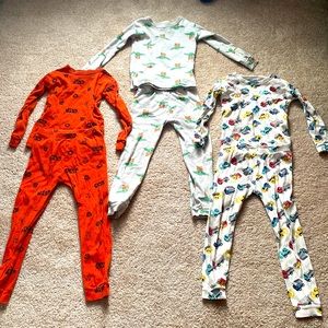 3 pairs of Gap 5T pajama sets